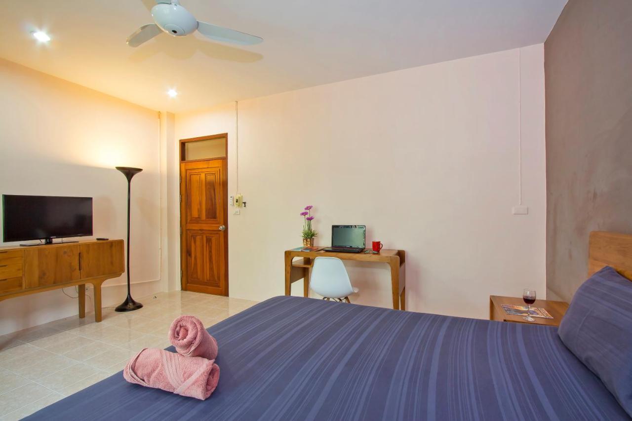 Villa Miracle Rawai Exterior foto